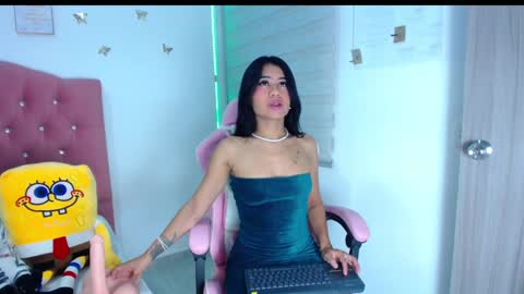 Snapshot of doe_sofi chatting on 01.26.25 sofi online show from 01.26.25