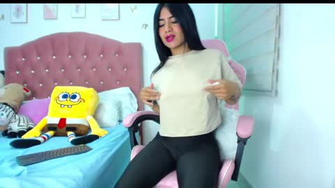 Snapshot of doe_sofi chatting on 01.28.25 sofi online show from 01.28.25