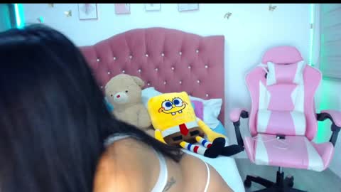 Snapshot of doe_sofi chatting on 02.02.25 sofi online show from 02.02.25