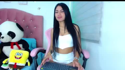 Snapshot of doe_sofi chatting on 02.09.25 sofi online show from 02.09.25