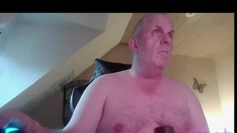 Snapshot of doggy2629 chatting on 06.22.26 doggy2629 online show from 06.22.26