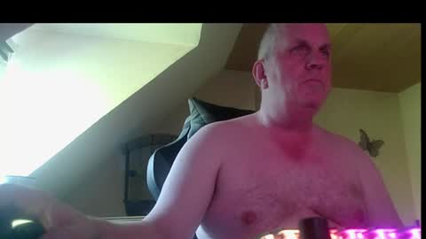Snapshot of doggy2629 chatting on 06.24.26 doggy2629 online show from 06.24.26