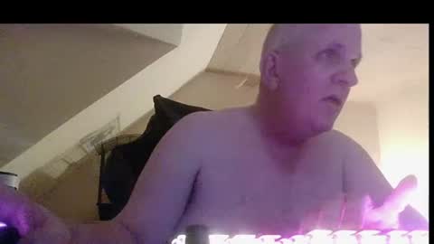 Snapshot of doggy2629 chatting on 06.27.26 doggy2629 online show from 06.27.26