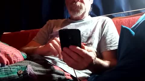 Snapshot of doghouseblue chatting on 02.13.25 doghouseblue online show from 02.13.25