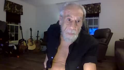 dogluc7 online show from 02.20.26