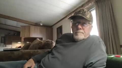 Snapshot of doingmyself69 chatting on 02.18.26 doingmyself69 online show from 02.18.26