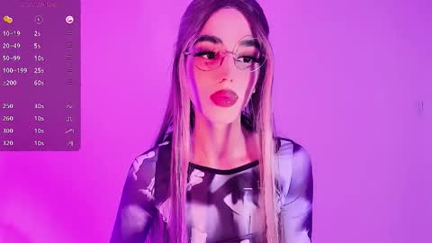 Snapshot of dolarcity760752 chatting on 11.18.25 dolarcity760752 online show from 11.18.25