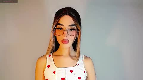 Snapshot of dolarcity760752 chatting on 11.19.25 dolarcity760752 online show from 11.19.25