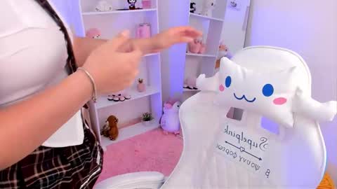 antonella online show from 10.18.25