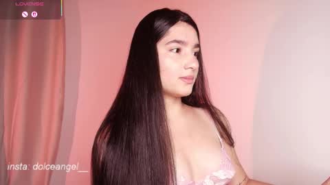 Snapshot of dolceangel__ chatting on 09.30.25 Blair online show from 09.30.25