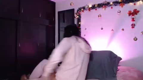 dolceclown_ online show from 12.23.24