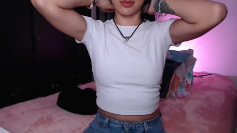dolceclown_ online show from 02.26.25