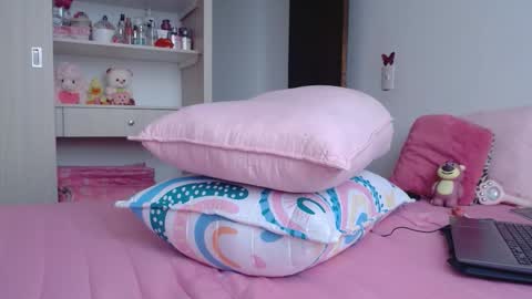 Dolcevainin online show from 11.29.25