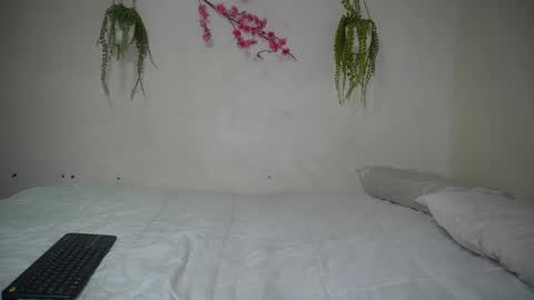 Alice y Ros online show from 11.26.25