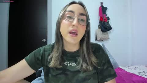 Snapshot of doll_andrea_ chatting on 04.16.26 ANDREA online show from 04.16.26