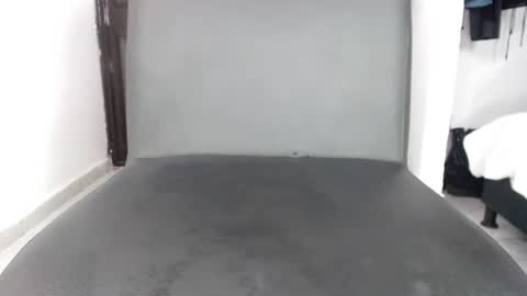 doll_dollys_ online show from 02.05.25