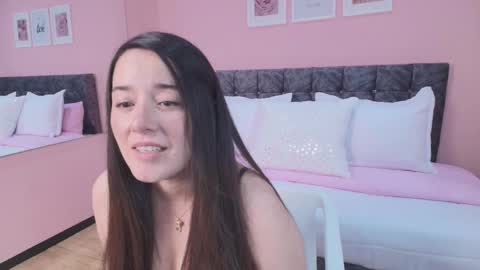 Snapshot of doll_megan chatting on 10.15.25 Megan online show from 10.15.25