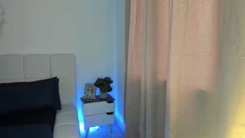 doll_oriana online show from 04.23.26