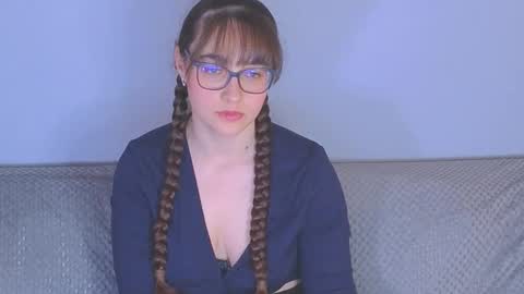 Snapshot of doll_tessa chatting on 05.13.26 Tessa online show from 05.13.26