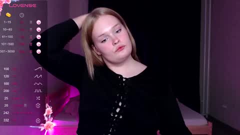 Miss Rose online show from 03.11.25