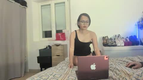 dolly2425 online show from 04.13.26