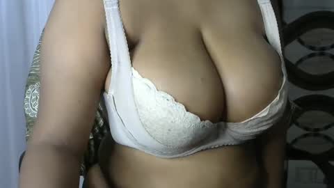 dolly_2 online show from 12.03.24