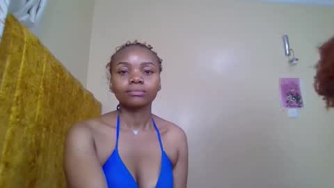 Snapshot of dolly_bby chatting on 04.15.26 Dolly online show from 04.15.26