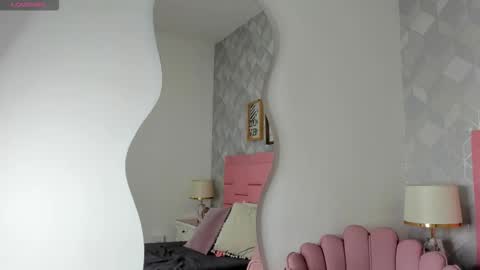 Snapshot of dolly_kitter chatting on 02.02.26 dolly_kitter online show from 02.02.26