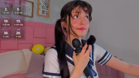 Snapshot of dolly_kitter chatting on 04.28.26 dolly_kitter online show from 04.28.26