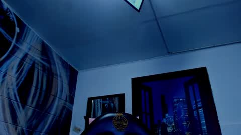 Dolly pocket online show from 03.31.26