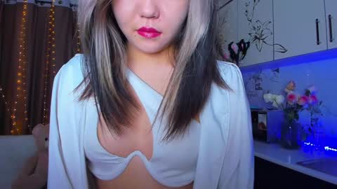 Dollya online show from 01.20.25