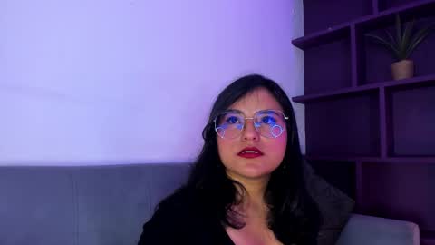 DollyWood  online show from 11.04.25