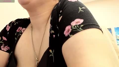 DoloresSea online show from 11.30.25