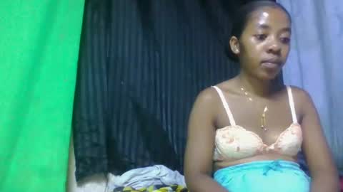 doloresslu online show from 03.23.26