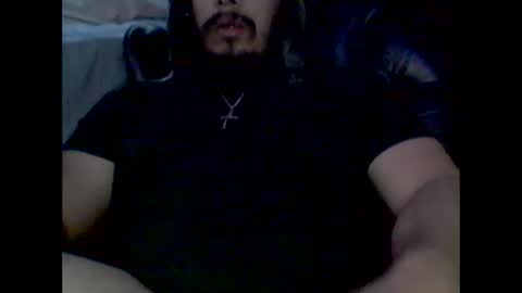 Snapshot of domanarchist chatting on 01.10.25 Sullyboyx online show from 01.10.25