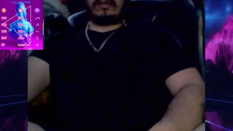 Snapshot of domanarchist chatting on 03.08.25 Sullyboyx online show from 03.08.25