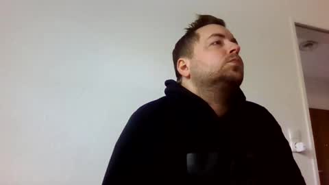 Snapshot of dombio_12 chatting on 10.19.25 dombio_12 online show from 10.19.25