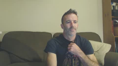 Snapshot of dombolio chatting on 09.14.25 Dombol online show from 09.14.25