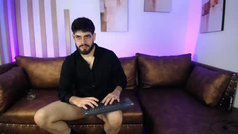 Snapshot of domboy_ chatting on 06.09.26 domboy online show from 06.09.26