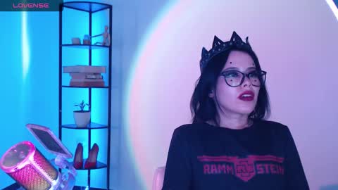 Snapshot of domgiirl chatting on 10.02.25 Mistress online show from 10.02.25