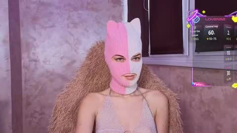 Snapshot of domiiniicana chatting on 10.26.25 domiiniicana online show from 10.26.25