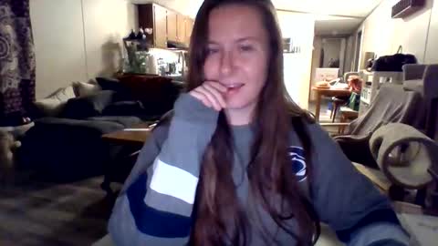 Mia K. online show from 06.10.26