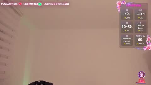 Snapshot of domina_deivis chatting on 02.12.25 I WILL BE BACK ON WEDNESDAY DECEMBER 4 0100AM COLOMBIA TIME online show from 02.12.25