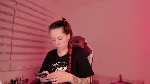 Snapshot of domina_deivis chatting on 02.22.25 I WILL BE BACK ON WEDNESDAY DECEMBER 4 0100AM COLOMBIA TIME online show from 02.22.25