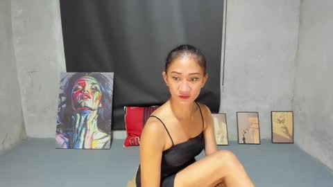 Snapshot of domina_sabrina chatting on 10.07.25 domina_sabrina online show from 10.07.25