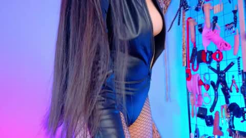 Afrodita and Chanel online show from 09.22.25