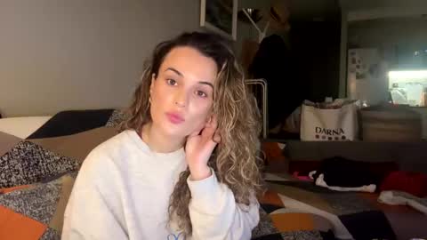 Victoria online show from 03.07.25