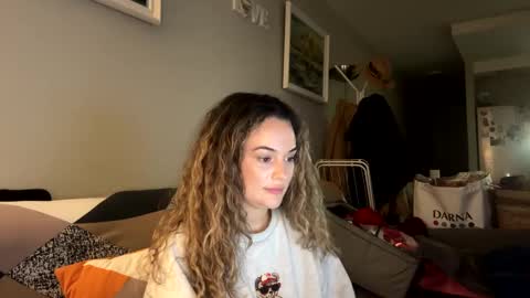 Victoria online show from 03.10.25