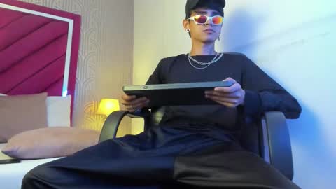 Snapshot of dominic_foox chatting on 02.27.26 Dominic foox online show from 02.27.26