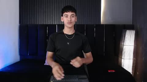 Snapshot of dominic_ghost chatting on 04.15.26 Dominic online show from 04.15.26